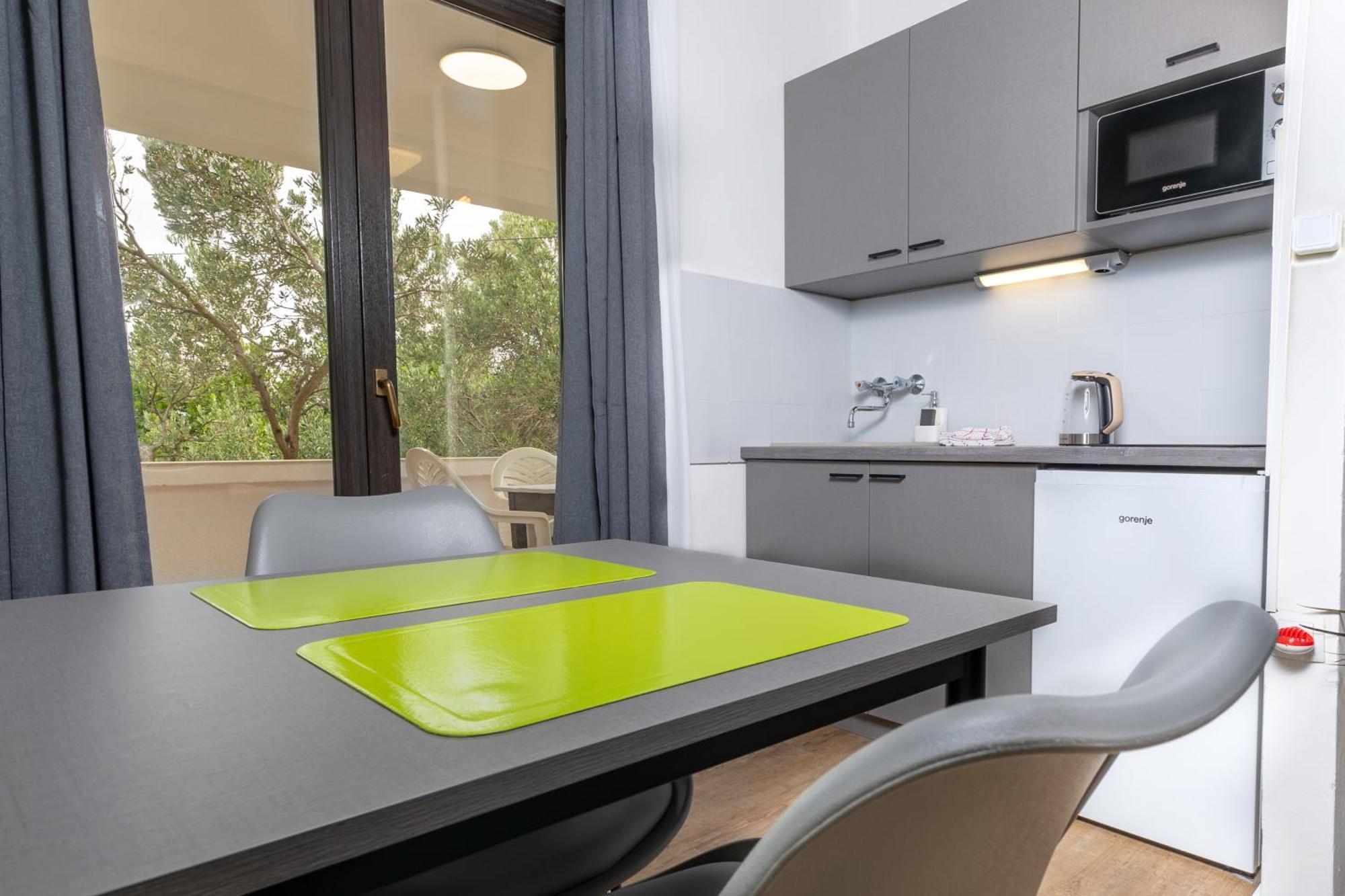 Apartments Dida Sime Starigrad Paklenica Rom bilde