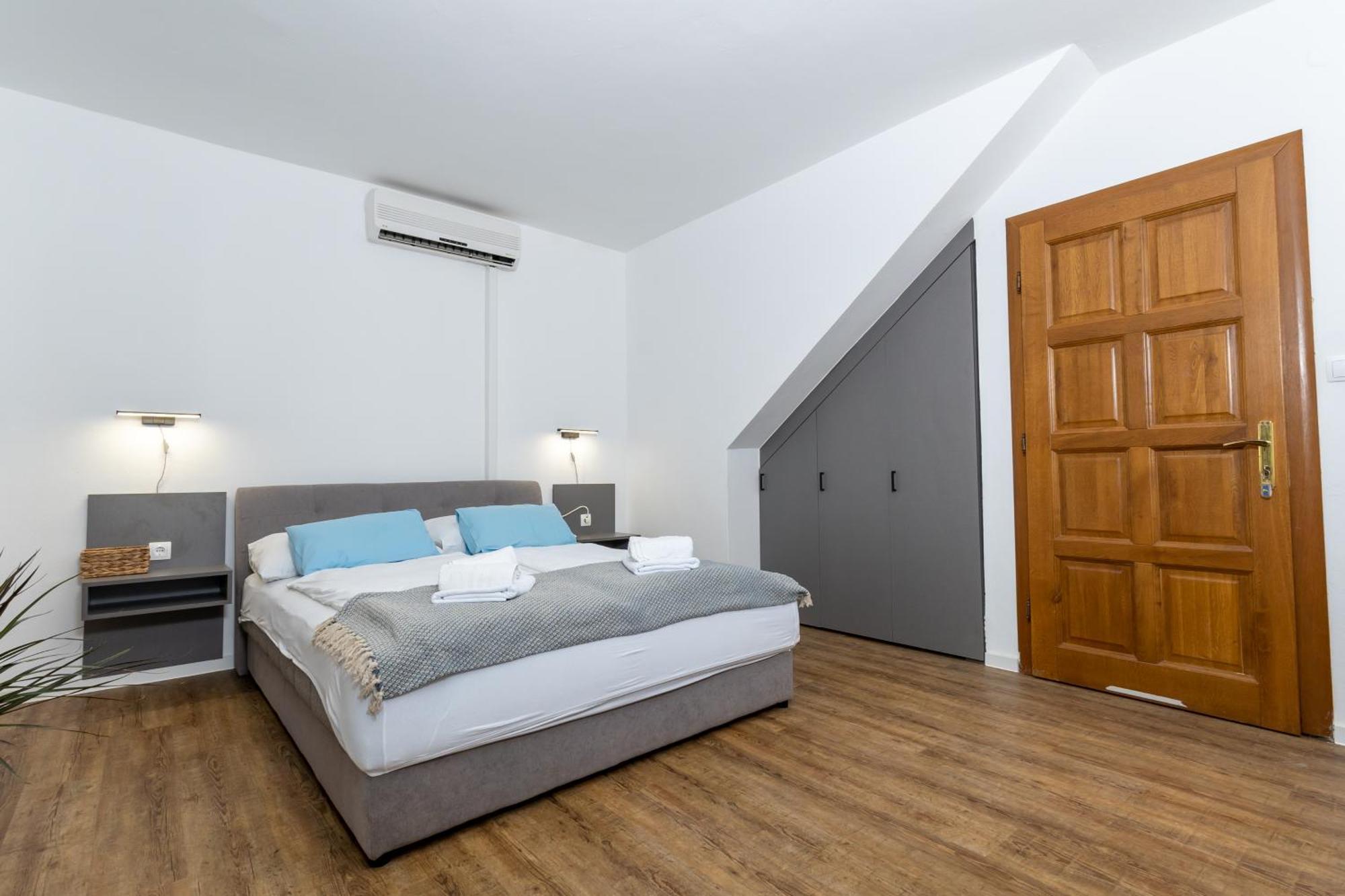 Apartments Dida Sime Starigrad Paklenica Eksteriør bilde